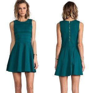 New Parker Lacey Pleated Green Dress M